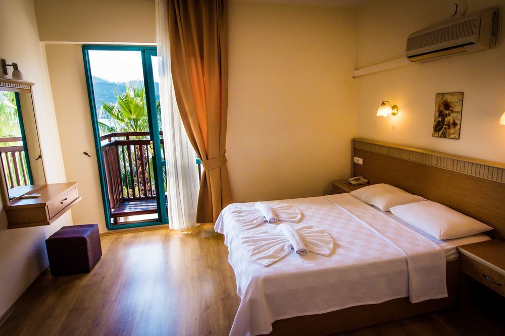 Levent Hotel Фетхие Экстерьер фото